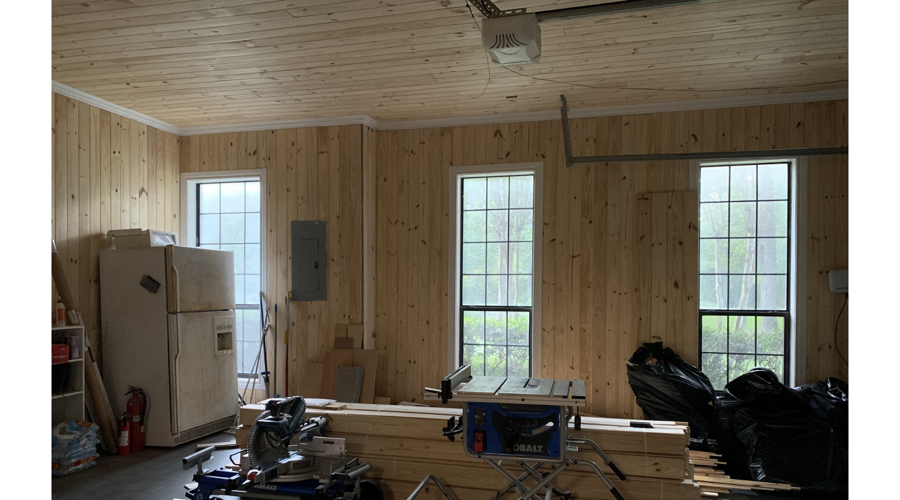Premium Longleaf Yellow Pine | 5/8″ × 5″ × 8′ | Nickel Gap / Pattern 122 (V-Groove)